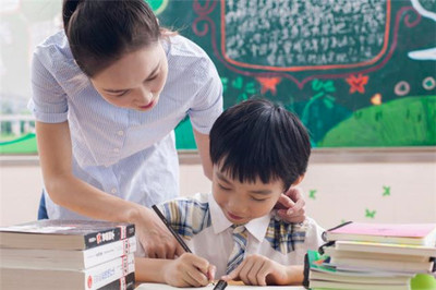 冠贏教育加盟 開啟非學歷職業(yè)技能培訓新藍海