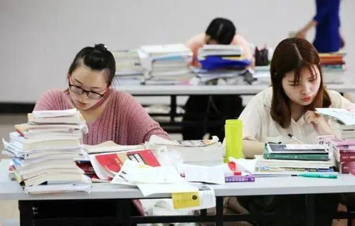 學生考研復試失敗，家長的反應各不相同，網友表示太真實了